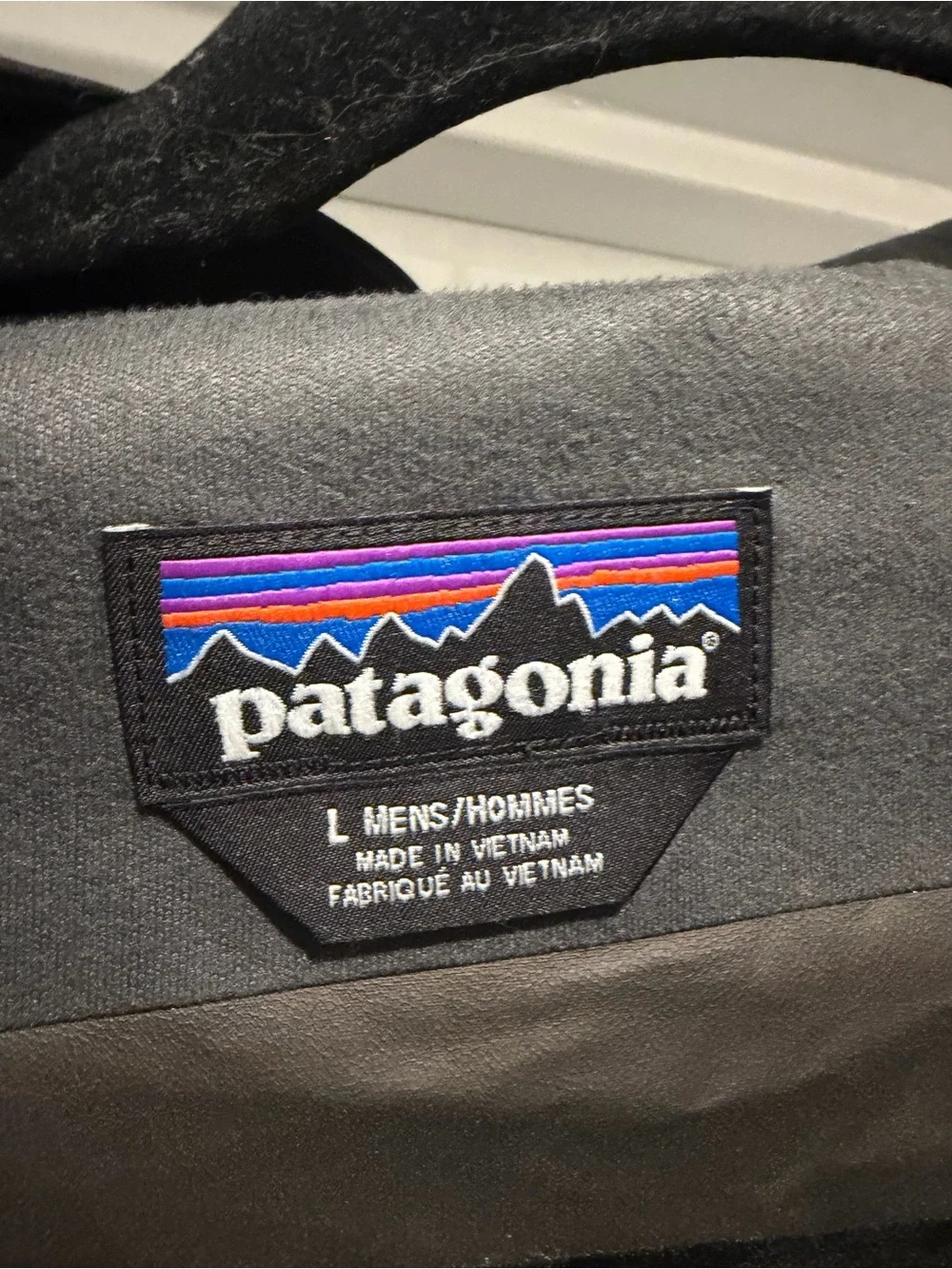 Patagonia Gore-Tex Jacket- Size L Men